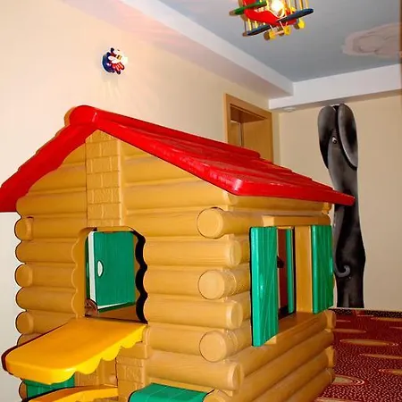 Kristall Hotel